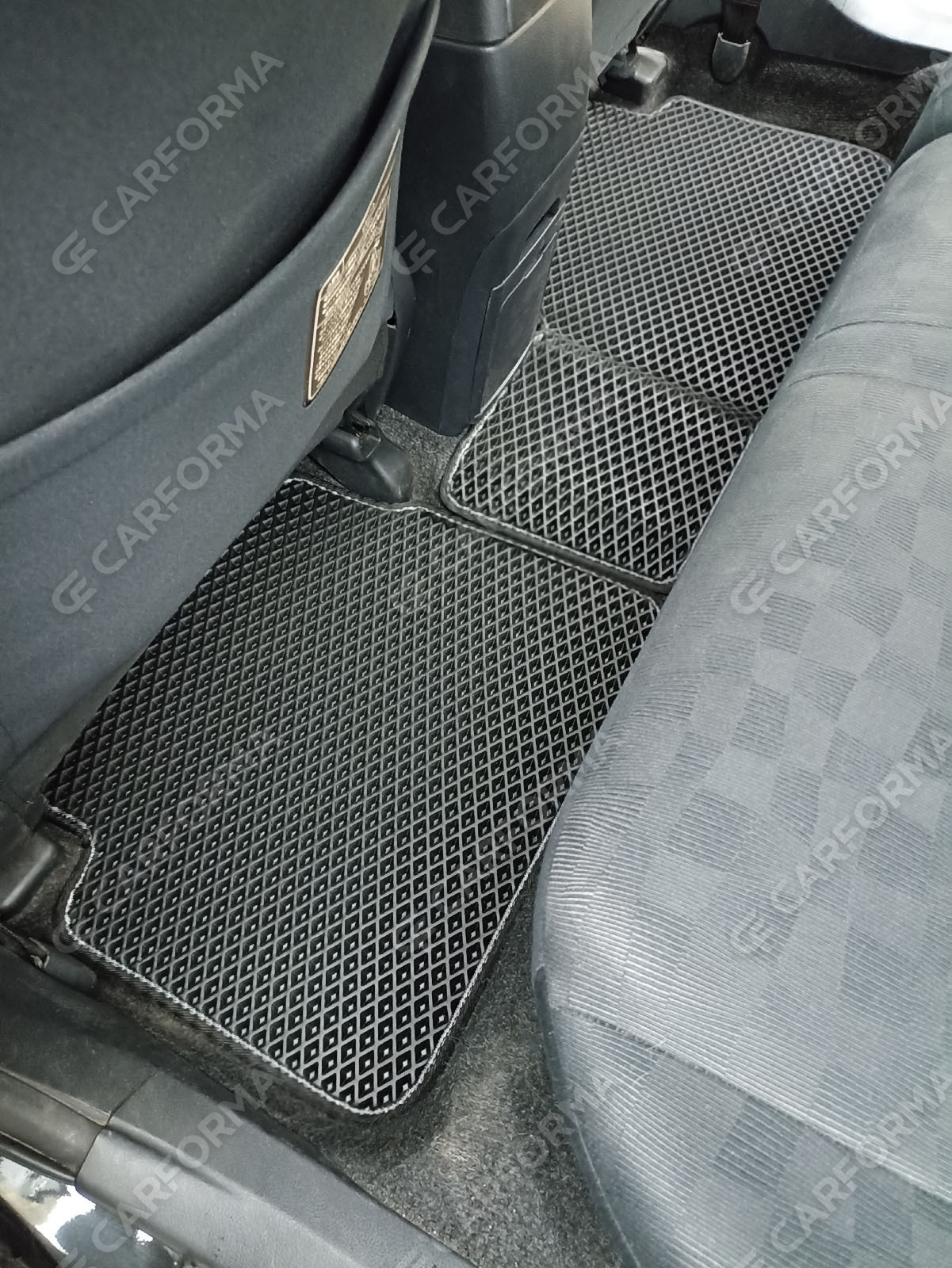 Коврики на Toyota Corolla Fielder (E14) 2006&nbsp;-&nbsp;2012 в Кирове