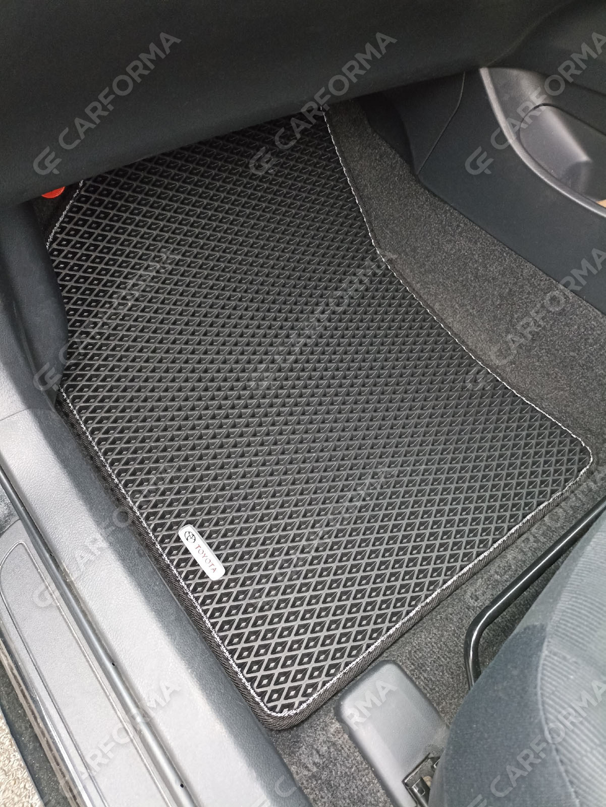 Ворсовые коврики на Toyota Corolla Axio (E14) 2006&nbsp;-&nbsp;2012 в Кирове