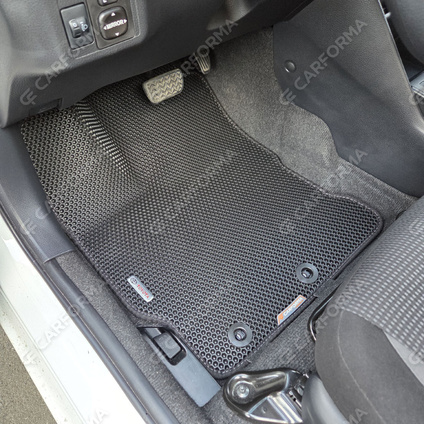 Коврики на Toyota Yaris L 2013&nbsp;-&nbsp;2026 в Кирове