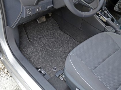 Коврики на Toyota Corolla (E18) 2012 - 2019 в Кирове