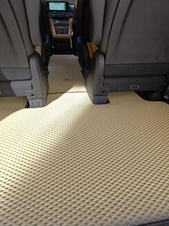 EVA коврики на KIA Carnival IV 11 мест 2020 - 2025 в Кирове EVA коврики на KIA Carnival IV 11 мест 2020 - 2025 в Кирове