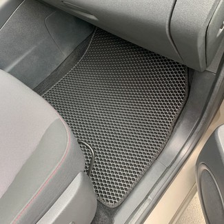 Коврики на Renault Scenic III 2009 - 2016 в Кирове