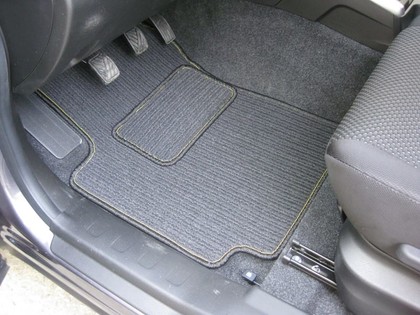 Коврики на Suzuki Grand Vitara III 2005 - 2016 в Кирове