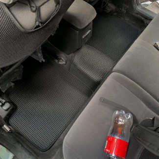 Коврики на Toyota Allex 2001 - 2006 в Кирове