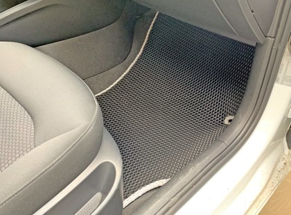 Коврики на Audi A1 (8X) 2010 - 2019 в Кирове