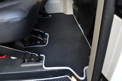 Коврики на Volkswagen Caravelle (T6.1) 2019 - 2024 в Кирове