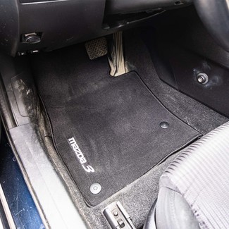 Коврики на Mazda 3 2013 - 2019 в Кирове