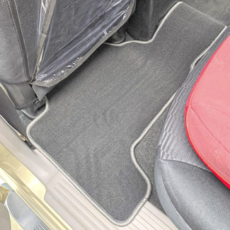 Коврики на Mitsubishi Montero Sport II 2008 - 2016 в Кирове