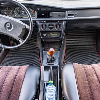 Коврики на Mercedes 190 (W201) 1982 - 1993 в Кирове