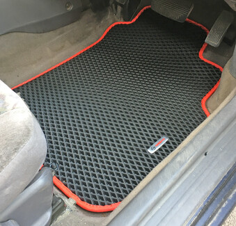 Ворсовые коврики на Nissan Pulsar (N15) 1995&nbsp;-&nbsp;2000 в Кирове