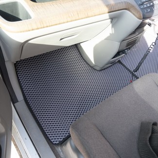 Коврики на Honda StepWGN V 2015 - 2021 в Кирове