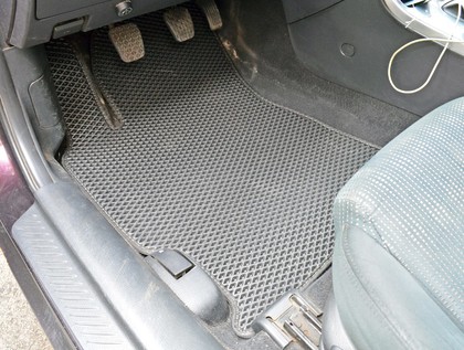 Коврики на Mazda 6 2002 - 2008 в Кирове