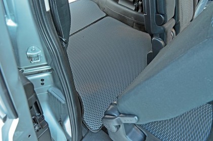 Коврики на Nissan Serena (C26) 2010 - 2016 в Кирове