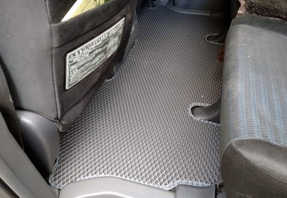 Коврики на Toyota Voxy (R70) 2007 - 2013 в Кирове