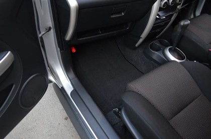 Ворсовые коврики на Toyota Ist I 2002 - 2007 в Кирове