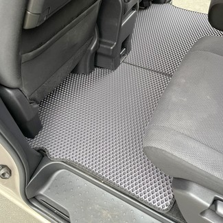 Коврики на Nissan Serena (C26) 2010 - 2016 в Кирове
