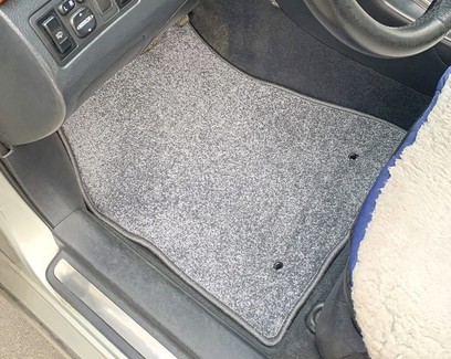 Ворсовые коврики на Toyota Avensis II 2002 - 2008 в Кирове