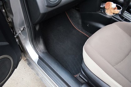 Ворсовые коврики на Mazda Verisa 2004 - 2015 в Кирове