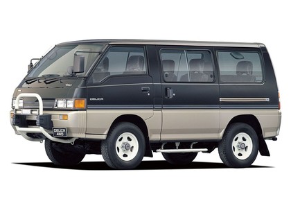 Коврики на Mitsubishi Delica 3 1986 - 1999 в Кирове