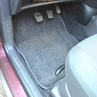 Коврики на Ford Focus I 1998 - 2005 в Кирове