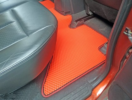 Коврики на Isuzu D-max II 2011 - 2021 в Кирове