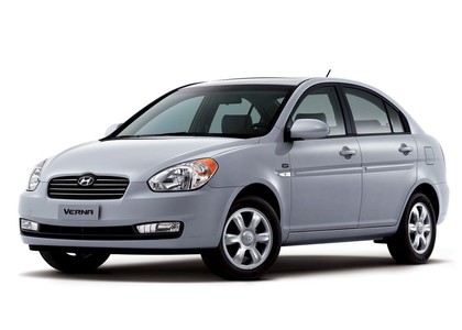 Коврики на Hyundai Verna 2005 - 2010 в Кирове