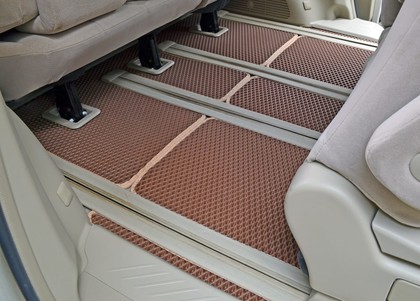 Ворсовые коврики на Toyota Estima III 2006 - 2019 в Кирове