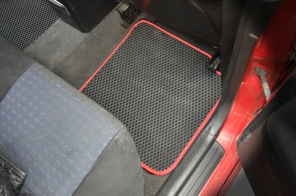 Коврики на Mitsubishi Lancer IX 2000 - 2010 в Кирове