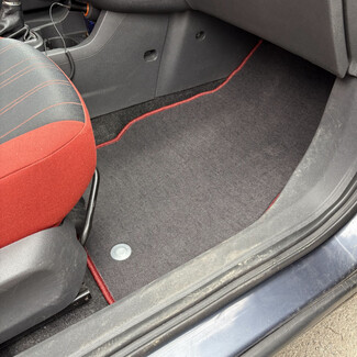 Ворсовые коврики на Opel Corsa D 2006 - 2014 в Кирове Ворсовые коврики на Opel Corsa D 2006 - 2014 в Кирове