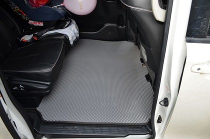 Коврики на Toyota Voxy (R80) 2014 - 2021 в Кирове