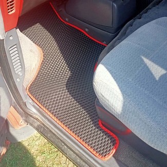 Коврики на Toyota Estima I 1990 - 1999 в Кирове