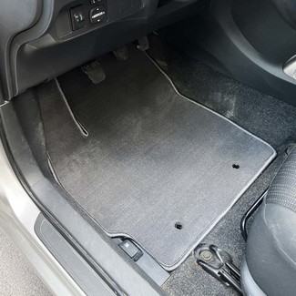 Коврики на Toyota Auris I 2006 - 2012 в Кирове