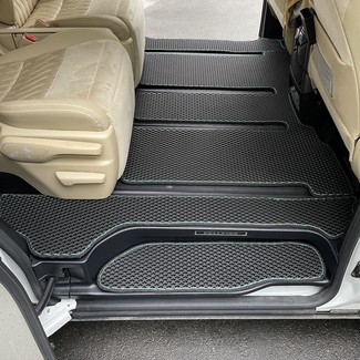 Коврики на Toyota Vellfire (H30) 2015 - 2023 в Кирове