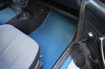Коврики на Lada (ВАЗ) 2101, 2102, 2103, 2104, 2105, 2106, 2107 1970 - 2012 в Кирове