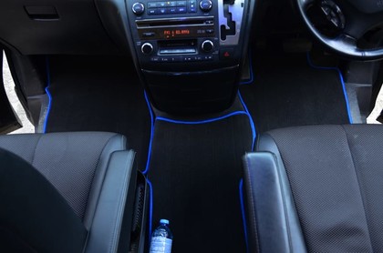 Коврики на Nissan Elgrand (E51) 2002 - 2010 в Кирове