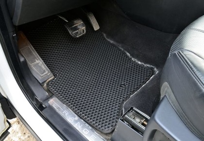 Коврики на Land Rover Range Rover Sport I 2005 - 2013 в Кирове