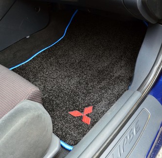 Коврики на Mitsubishi Eclipse IV 2005 - 2011 в Кирове