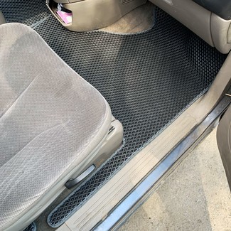 Коврики на Dodge Grand Caravan (RG) 2000 - 2007 в Кирове