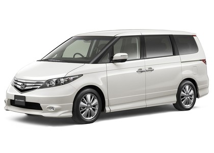 Коврики на Honda Elysion 2004 - 2013 в Кирове