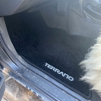 Коврики на Nissan Terrano I (WD21) 1985 - 1995 в Кирове