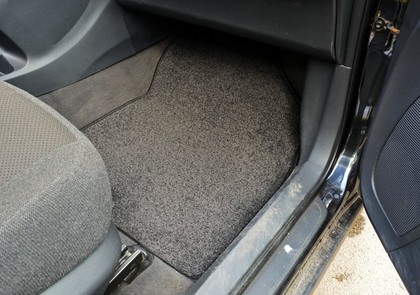 Коврики на Toyota Auris I 2006 - 2012 в Кирове