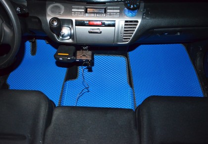 Коврики на Honda FR-V 2004 - 2009 в Кирове