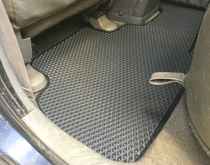 Коврики на Mazda Tribute 2000 - 2007 в Кирове