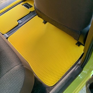 Коврики на Toyota Porte II 2012 - 2020 в Кирове