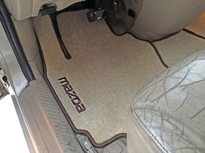 Коврики на Mazda MPV II 1999 - 2006 в Кирове