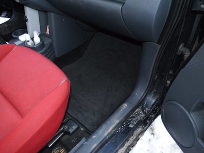 Коврики на Mitsubishi Colt VI 2002 - 2012 в Кирове