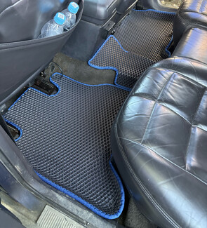 Ворсовые коврики на Jeep Grand Cherokee (ZJ) 1992 - 1999 в Кирове Ворсовые коврики на Jeep Grand Cherokee (ZJ) 1992 - 1999 в Кирове