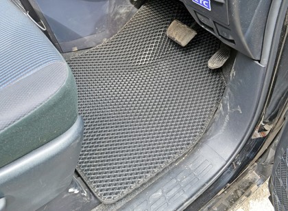 Коврики на Toyota Voxy (R80) 2014 - 2021 в Кирове