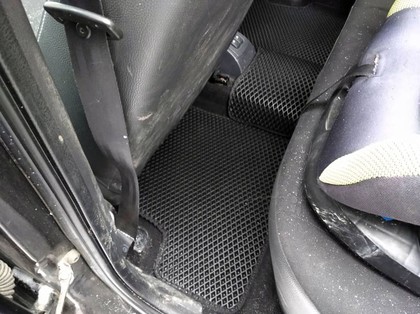 Коврики на Renault Sandero I 2009 - 2014 в Кирове