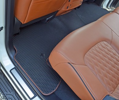 Коврики на Infiniti QX56 II 2010 - 2014 в Кирове